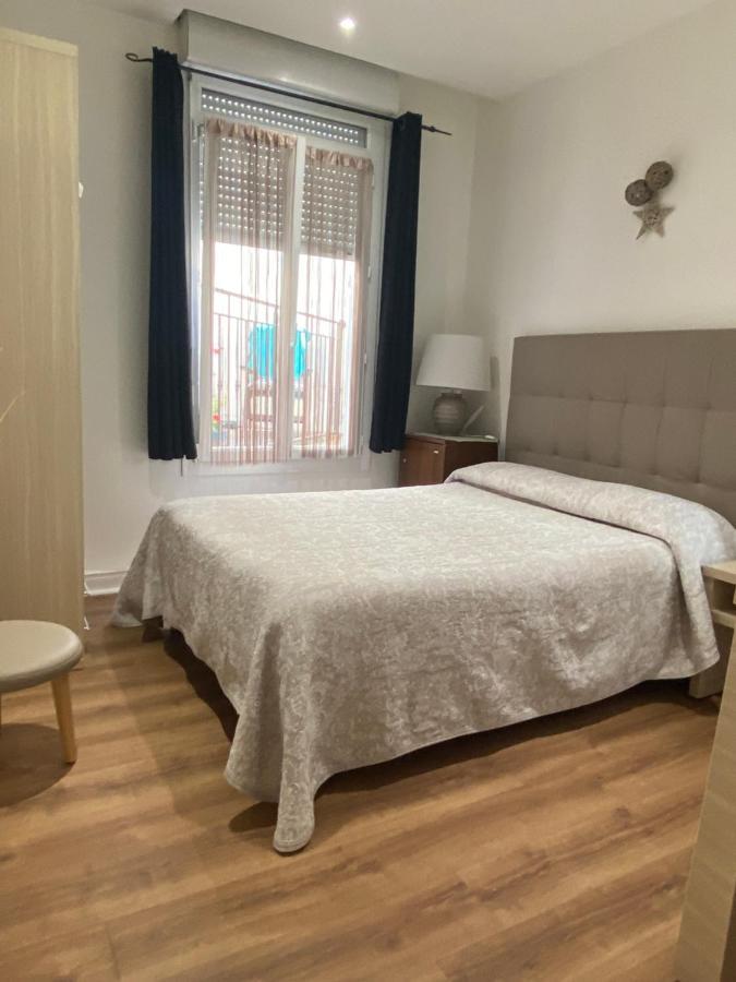 Hotel Lutetia Κάννες Εξωτερικό φωτογραφία