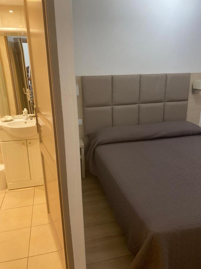 Hotel Lutetia Κάννες Εξωτερικό φωτογραφία
